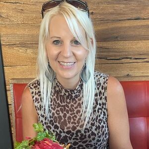 Meet your Posher, Stacey